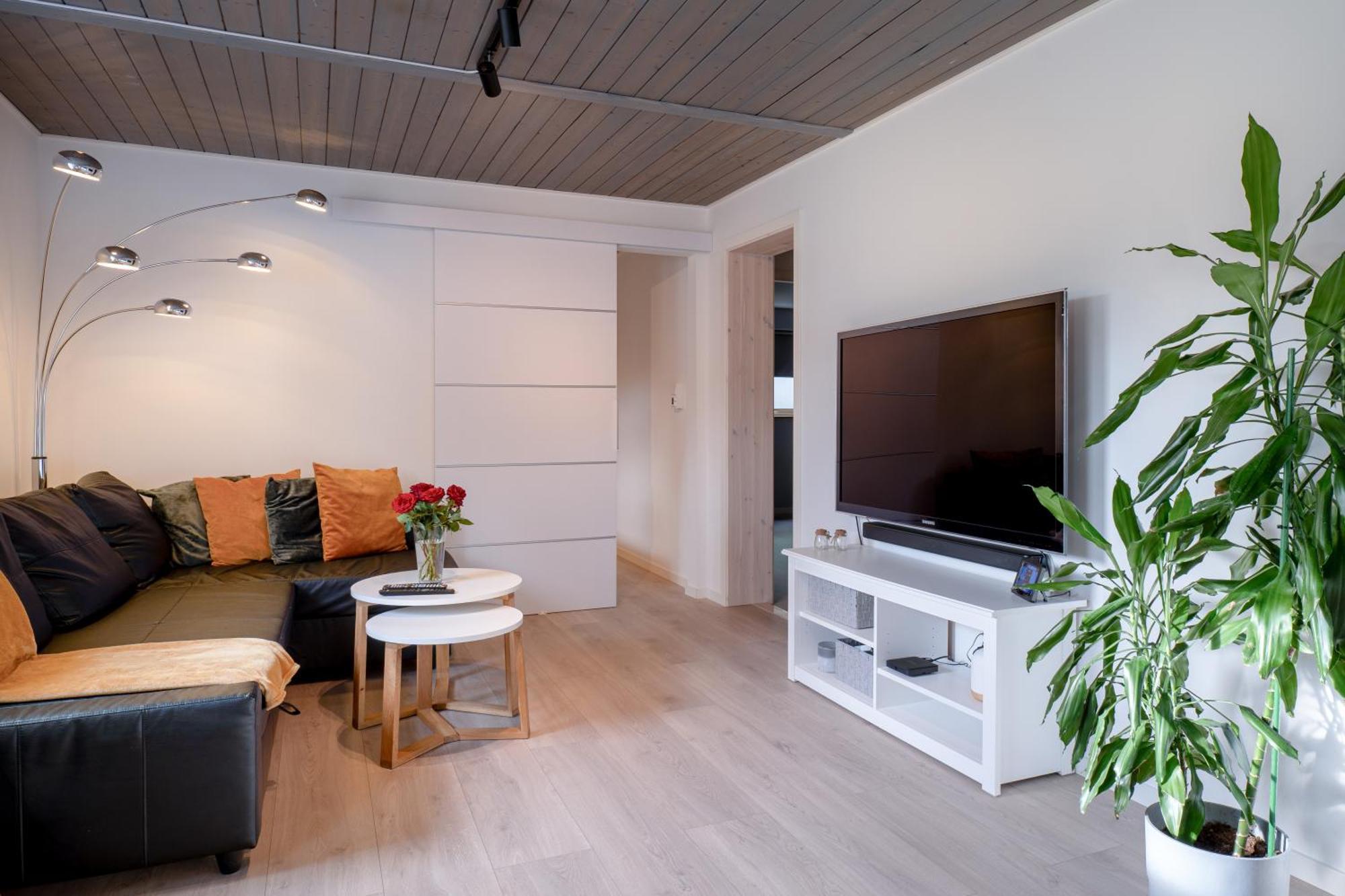 Ks Apartment Near Bergen Exterior photo